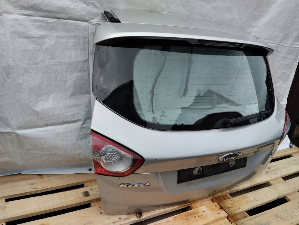 Крышка багажника крышка багажника задний  задняя ford kuga mk1 комплектная бампер крыло Недорого