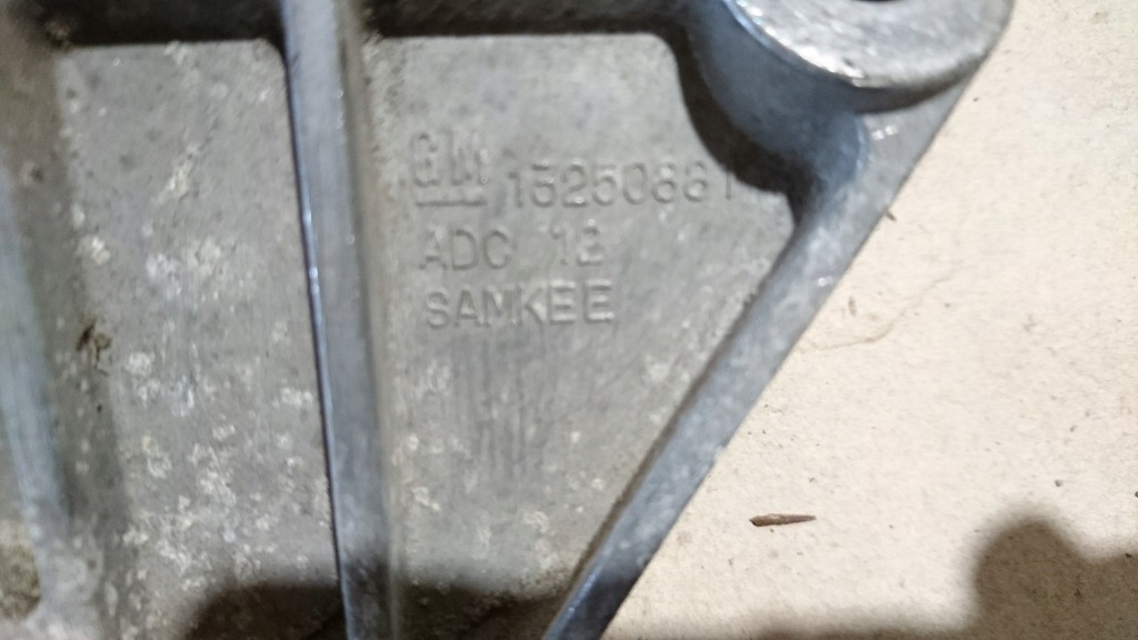 Приводной вал правый  перед передняя правая insignia a 1 1.6 tb 13265648 13250881 с Разборки