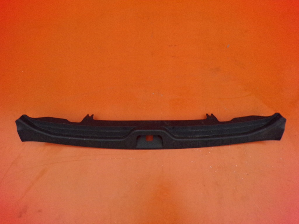 фото №1, Молдинг накладка поперечина заднего volvo xc60 09r