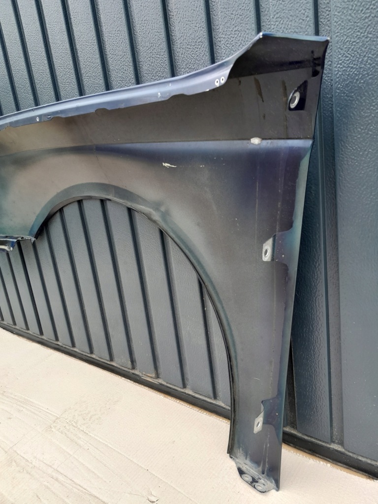 Крило перед передній правий audi a3 8v0 8v0821092 Ціна