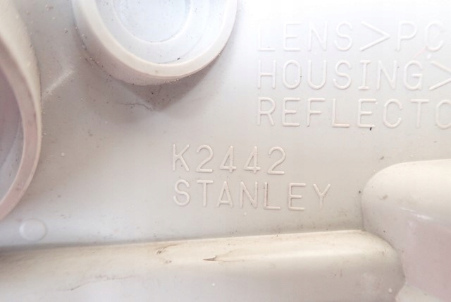 фото №3, Противотуманная фара правый передний mazda 3 iii 2013-2017r