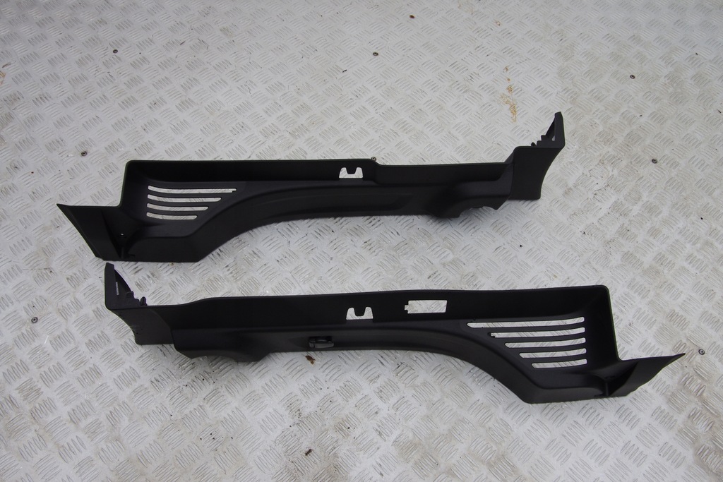 фото №1, Кронштейн шторка ліва renault grand scenic iv 4 799123924r