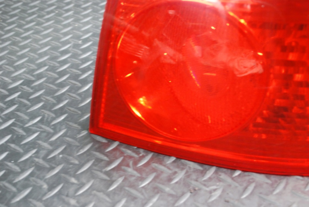 фото №7, Лампа правий задня vw phaeton 3d0945096b