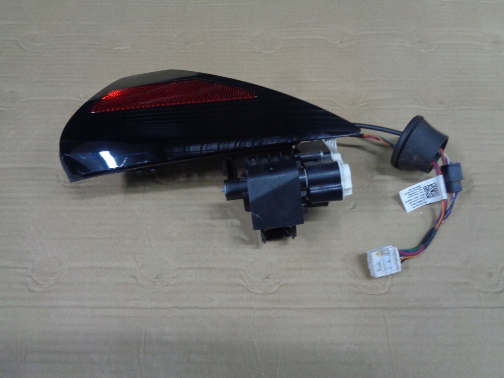 фото №5, Крышка порт tankowania tesla 3