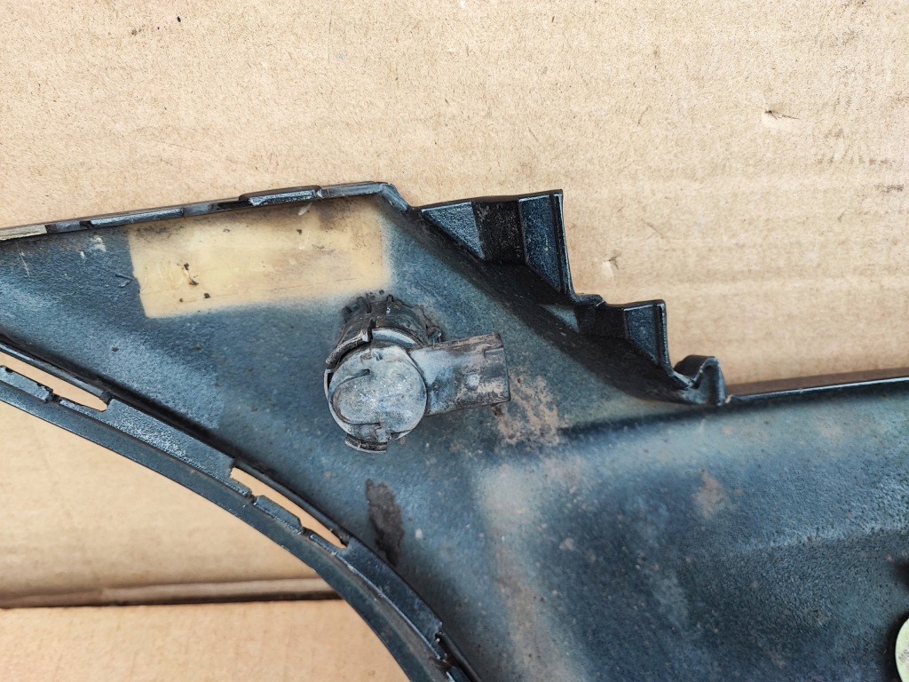 Kuga mk1 уголок левый задняя бампера бампер накладка ms design f8 в Украине