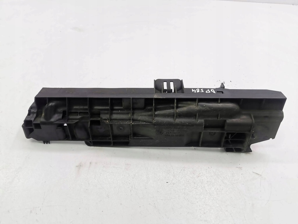 фото №7, Bmw 1 e81 e87 2007 права сторона кронштейн / кронштейн радіатора