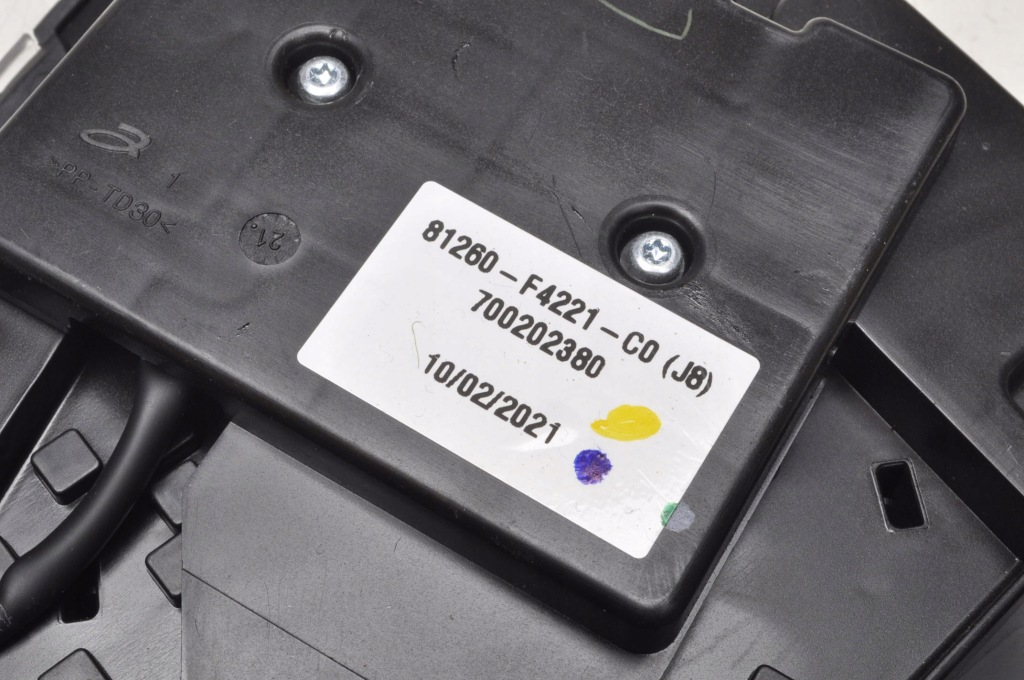 фото №4, Toyota c-hr освещение лампа кабины салона