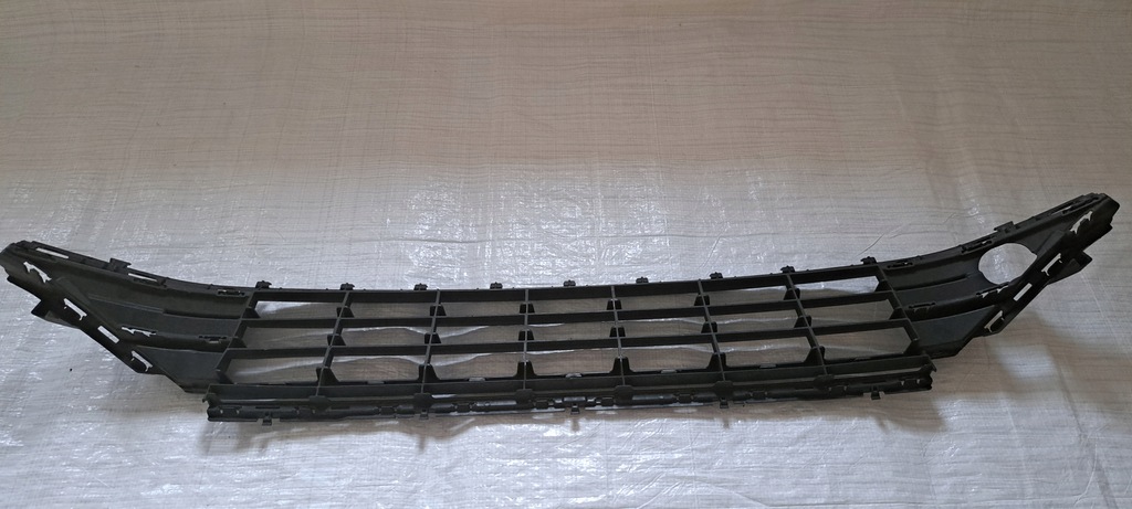 фото №6, Vw golf vii решётка средняя бампер перед 5g0853677l