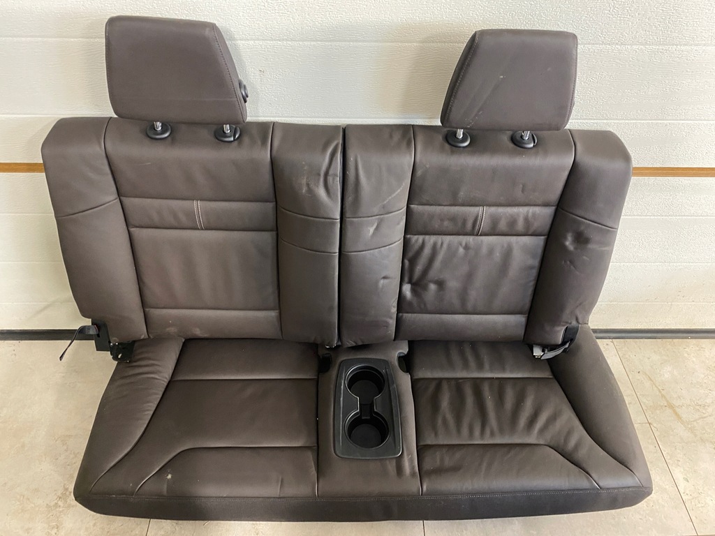 фото №8, Bmw i3 сиденья заднее сиденье подлокотник кожа коричневая