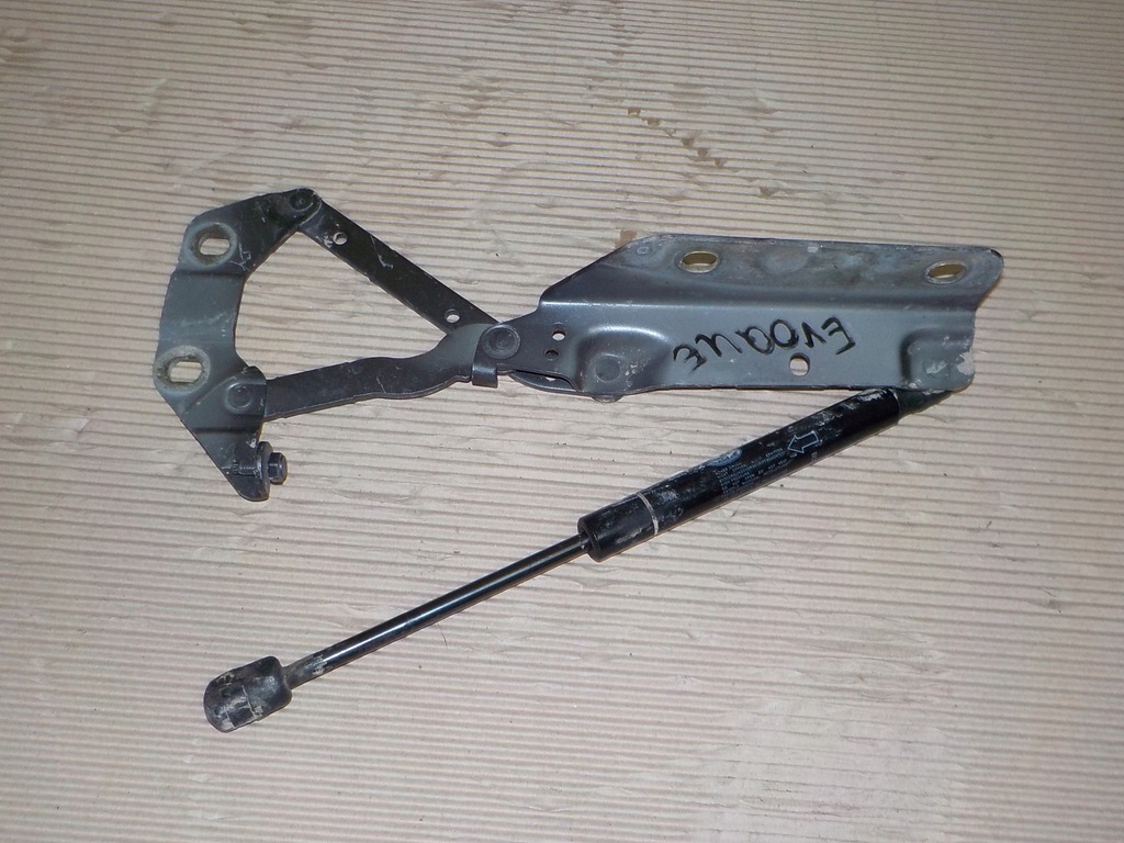 фото №5, Land rover evoque 14- петля капот привод