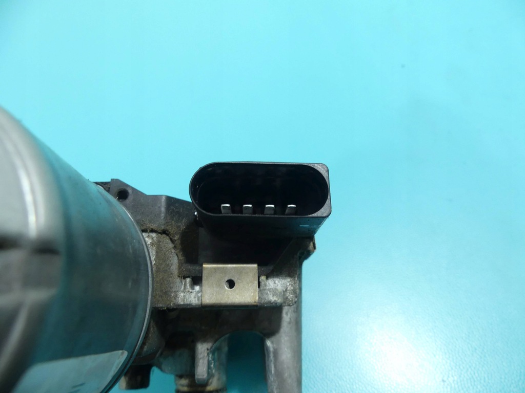 фото №8, Моторчик дворник перед leon iii 12-16 europa