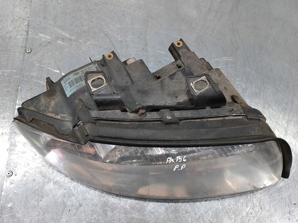 фото №9, Лампа перед правая audi a4 b6 8e0941004f 8e0990008f 89305700