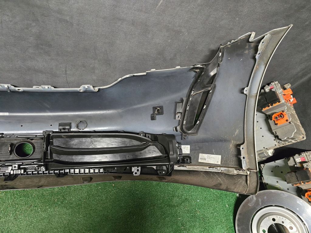 фото №9, Бампер перед передній porsche taycan 9j1