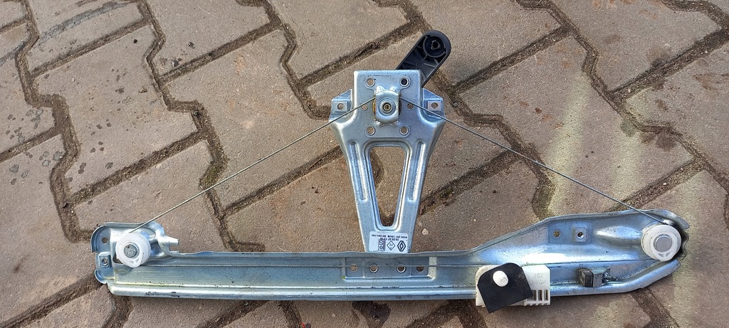 фото №2, Подъемник стекло правый задняя renault clio iii 07r