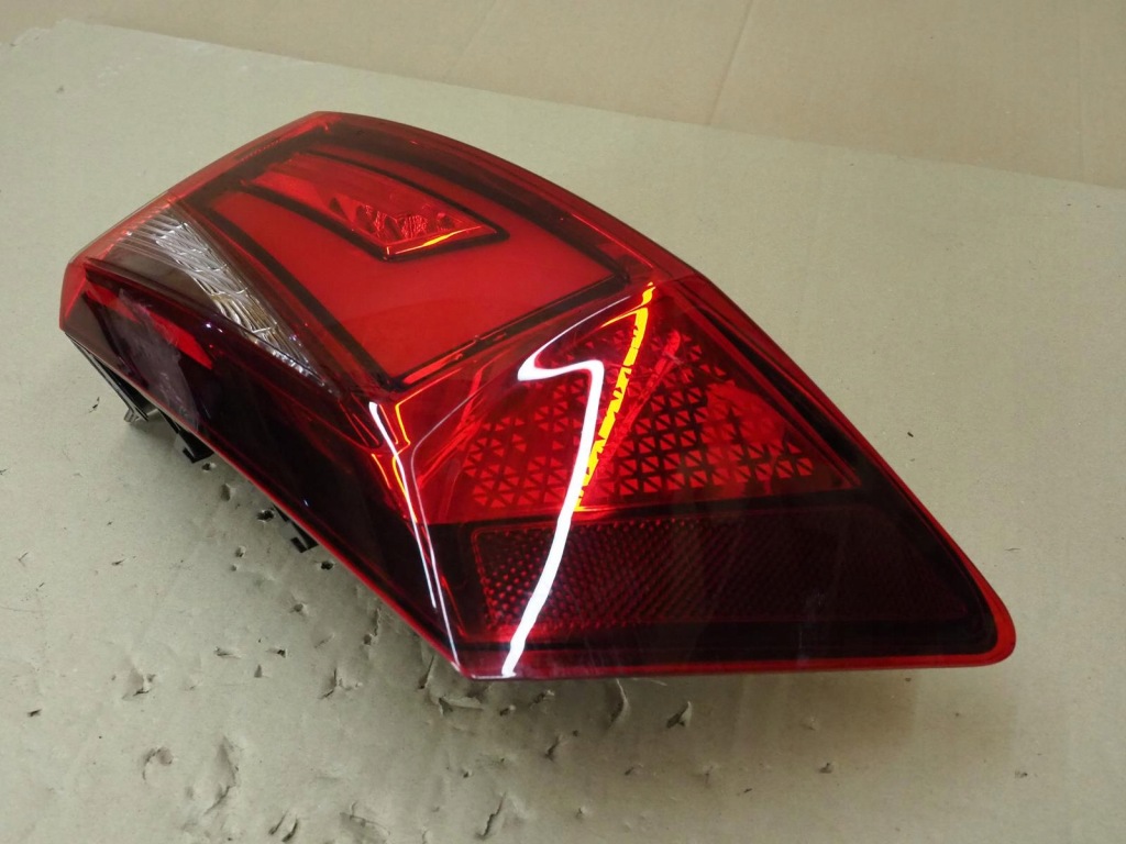 Купити Фара правий задня seat ateca 575 рестайлінг  575945208e led правий задній