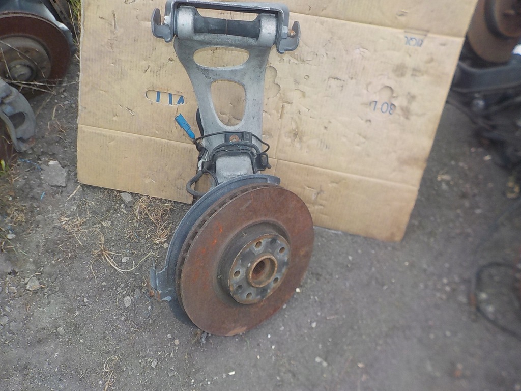 фото №1, Подвеска поворотный кулак ступица перед левая citroen c5 c6