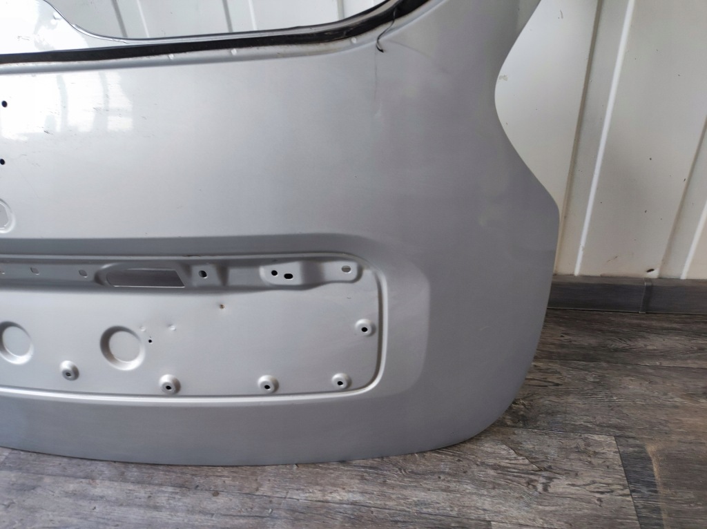 фото №9, Крышка багажника задняя задняя ----- dacia lodgy lift 2017 -