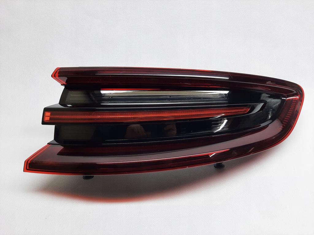 фото №1, Porsche macan 95b945096p лампа наружная правая