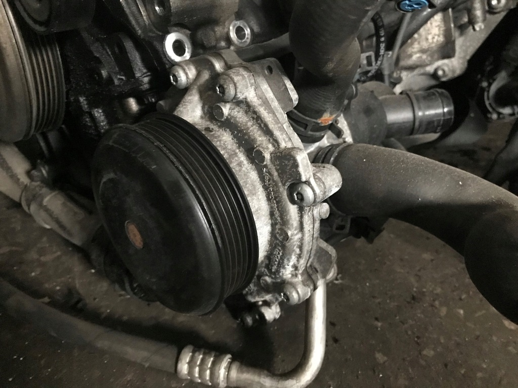 фото №1, Mercedes b klasa w246 насос wody термостат cd