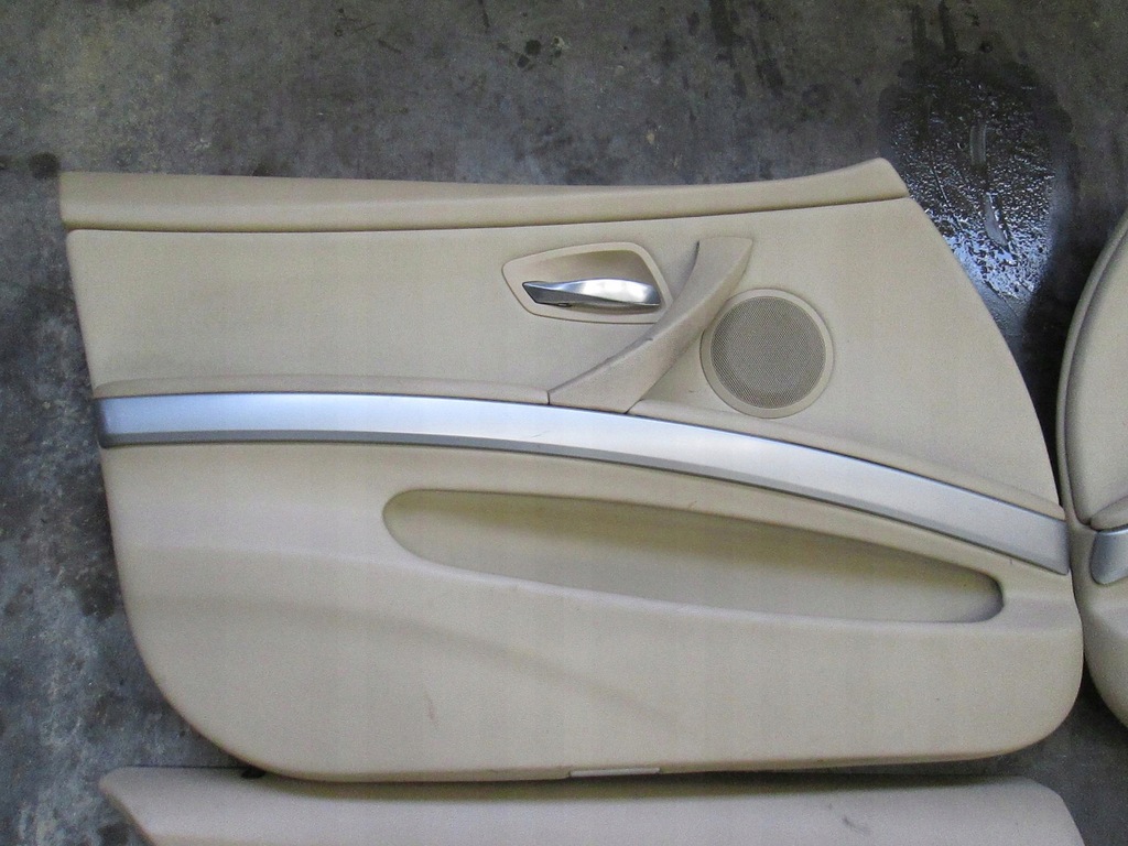 фото №7, Bmw e90 обшивка оббивка двері матеріал beż обшивки