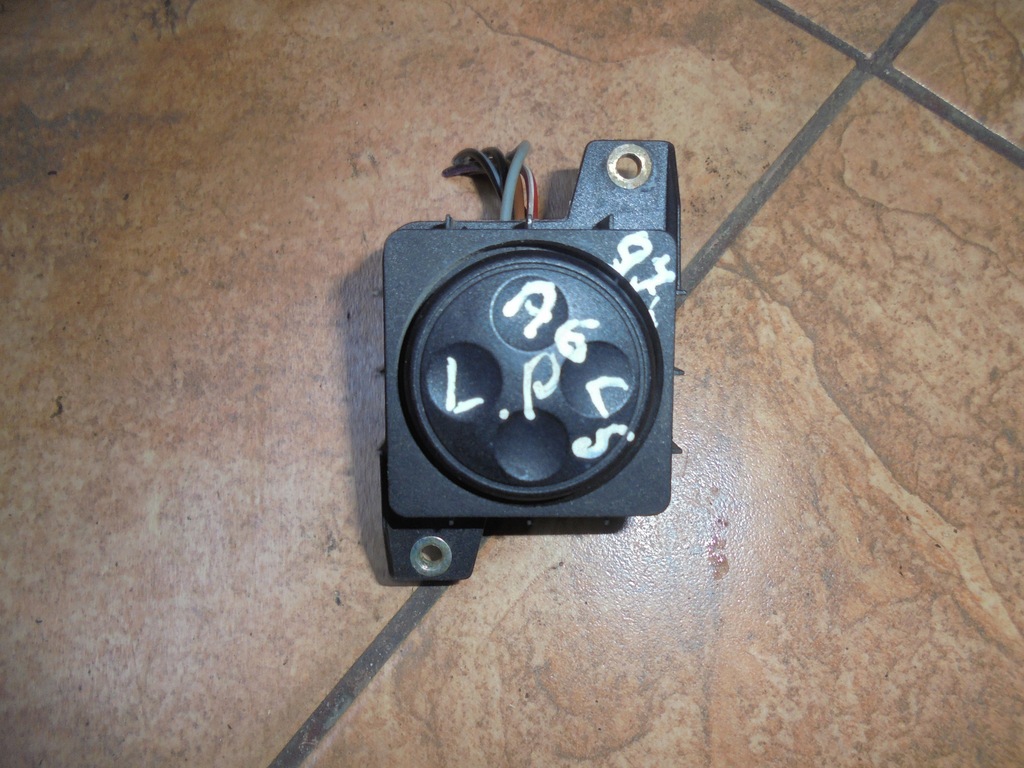 фото №1, Audi a6 c5 переключатель сиденье левый перед