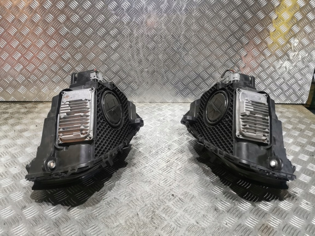 Mercedes glc w253 рестайлінг  led performance права фара в Україні