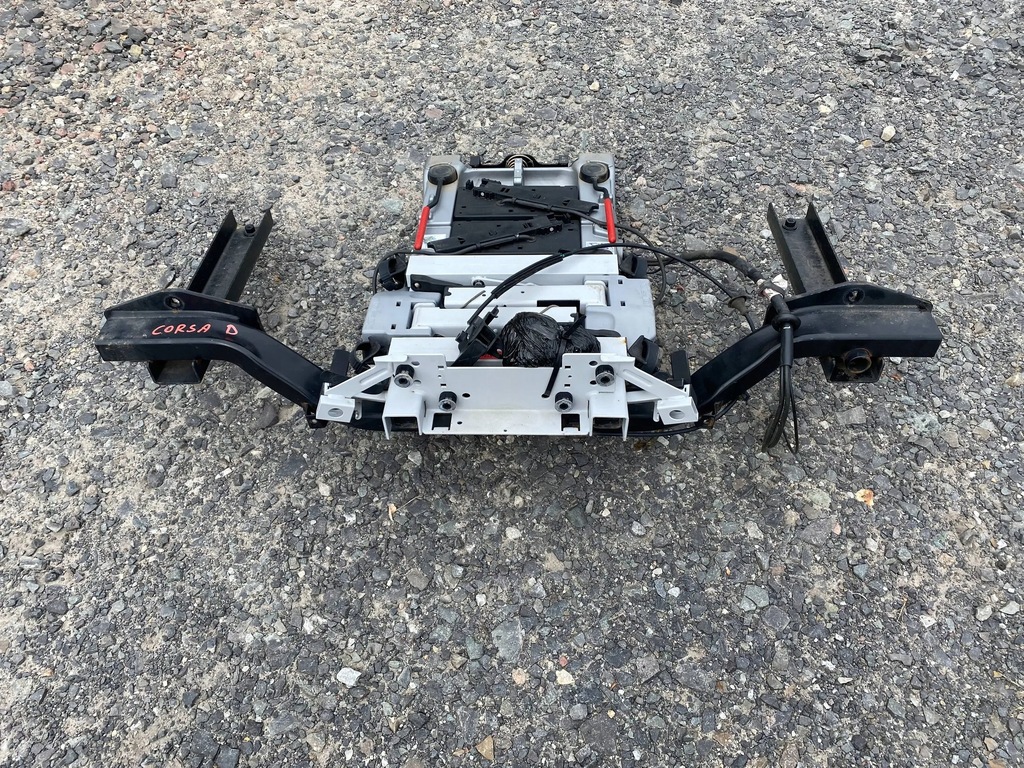 фото №1, Opel corsa d балка задня кронштейн багажник na велосипед