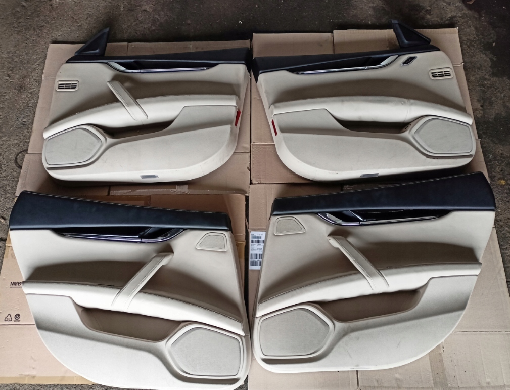 фото №7, Сидіння заднє сидіння maserati quattroporte vi