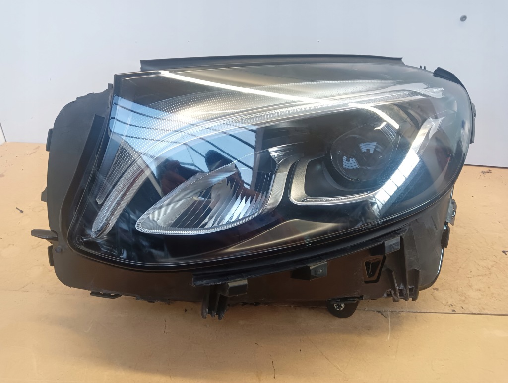Лампа левая mercedes glc 253 performance led Цена