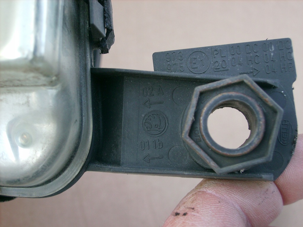 фото №14, Лампа правый перед skoda fabia i europa