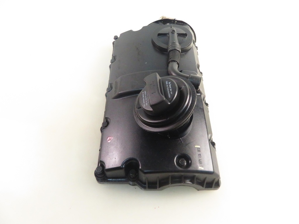 фото №8, Крышка клапанов audi a3 8l 1.9 tdi 038103469s