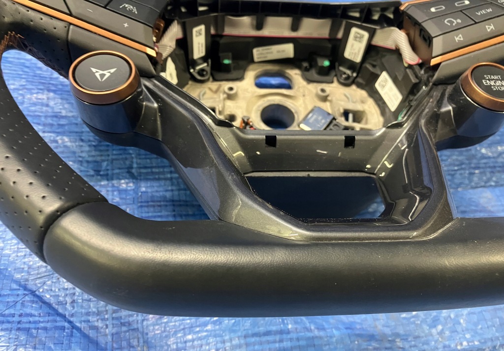 фото №8, Cupra formentor vz5 2024r воздуховод мультифункция лепестки переключения