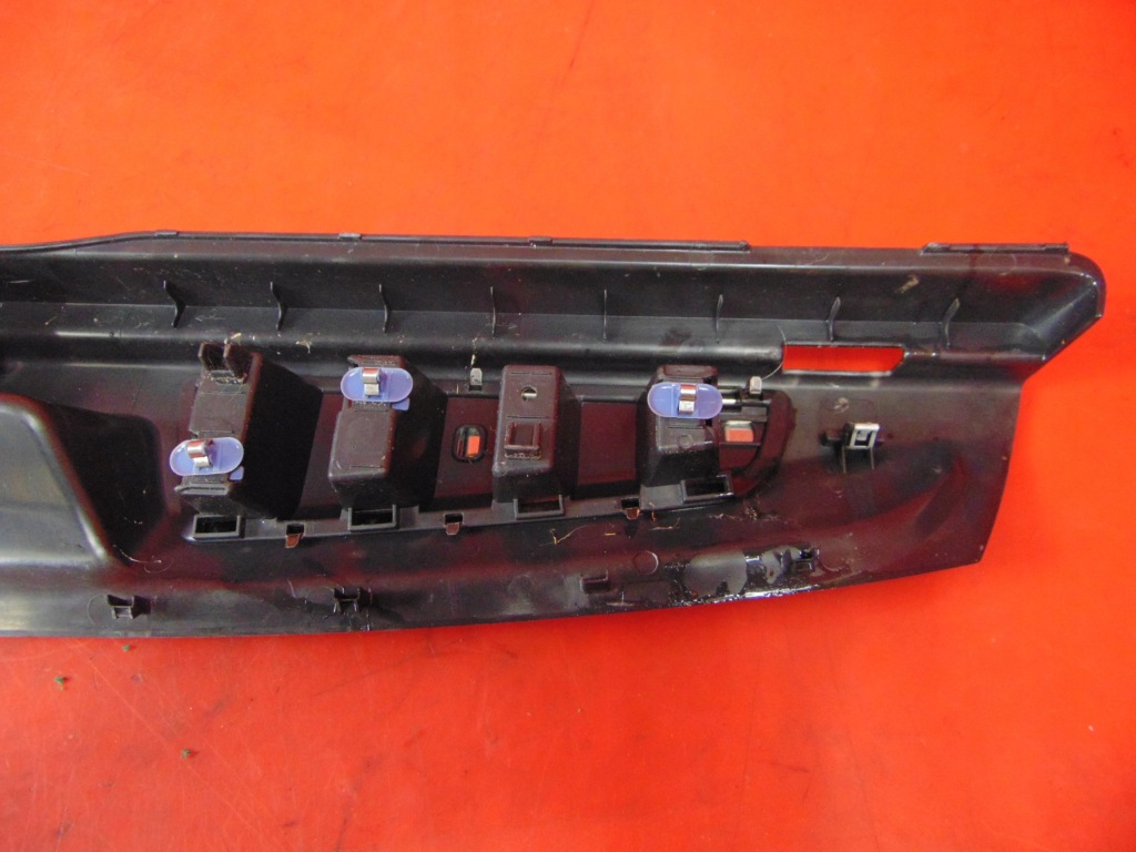 фото №11, Laguna iii kombi защита молдинг поперечина задняя багажника