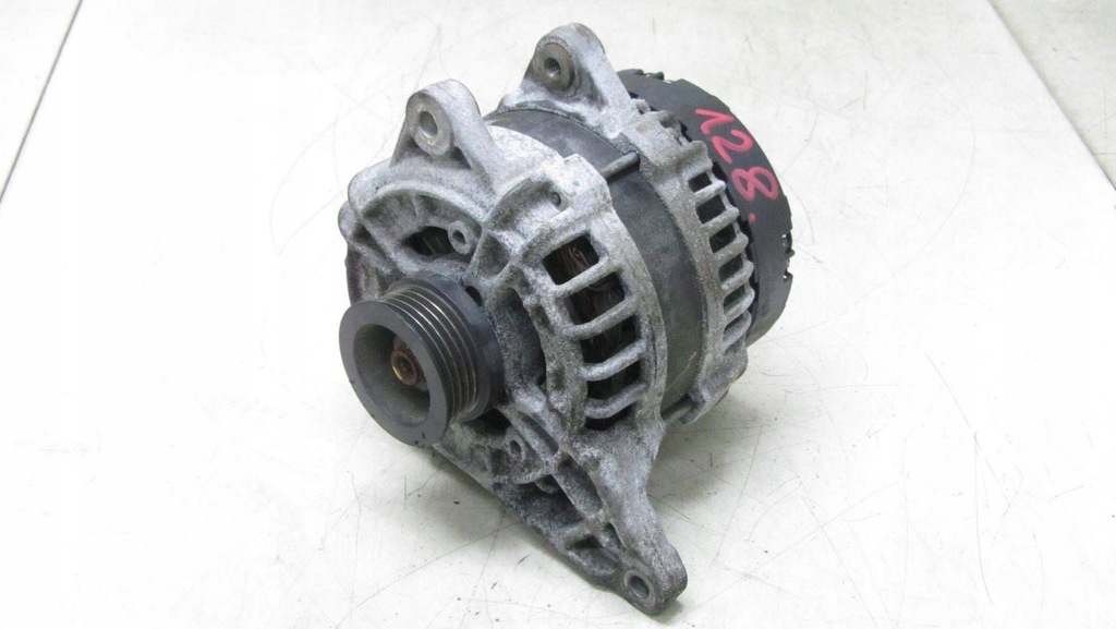 фото №1, Mercedes gla x156 2.2 генератор 15-