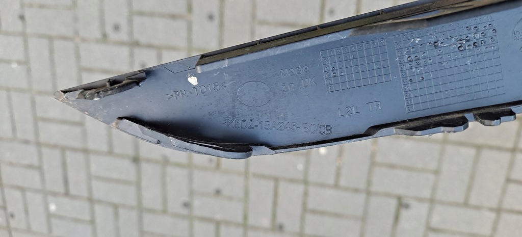 фото №9, Range rover evoque dynamic накладка молдинг бампера правая