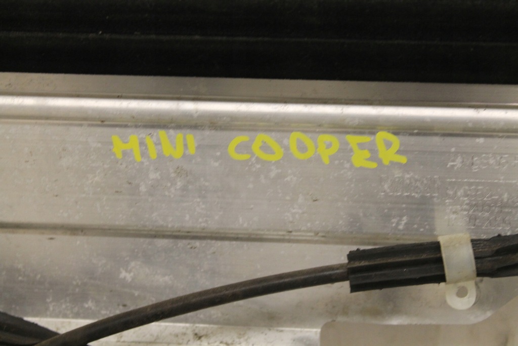 фото №3, Підйомник скло моторчик правий перед mini r56