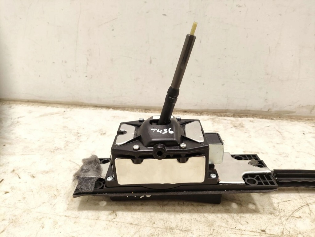 фото №9, Porsche panamera 970 2012 домкрат переключения передач / верхний