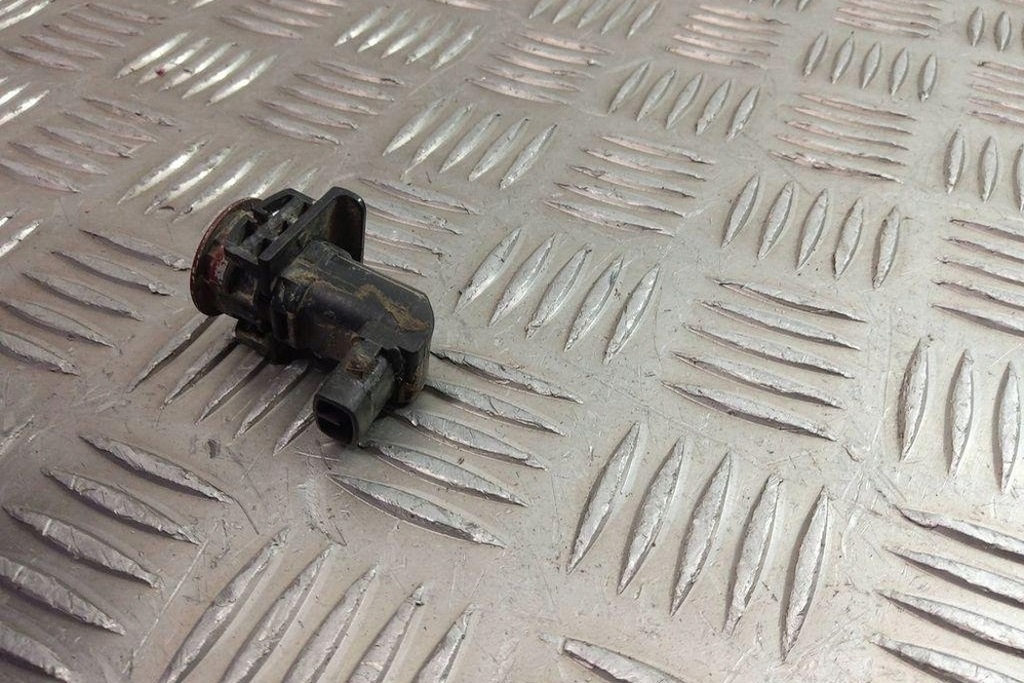 фото №8, Датчик ускорения mazda 6 хэтчбек gh gs1d67uc1a74 2.0l дизель