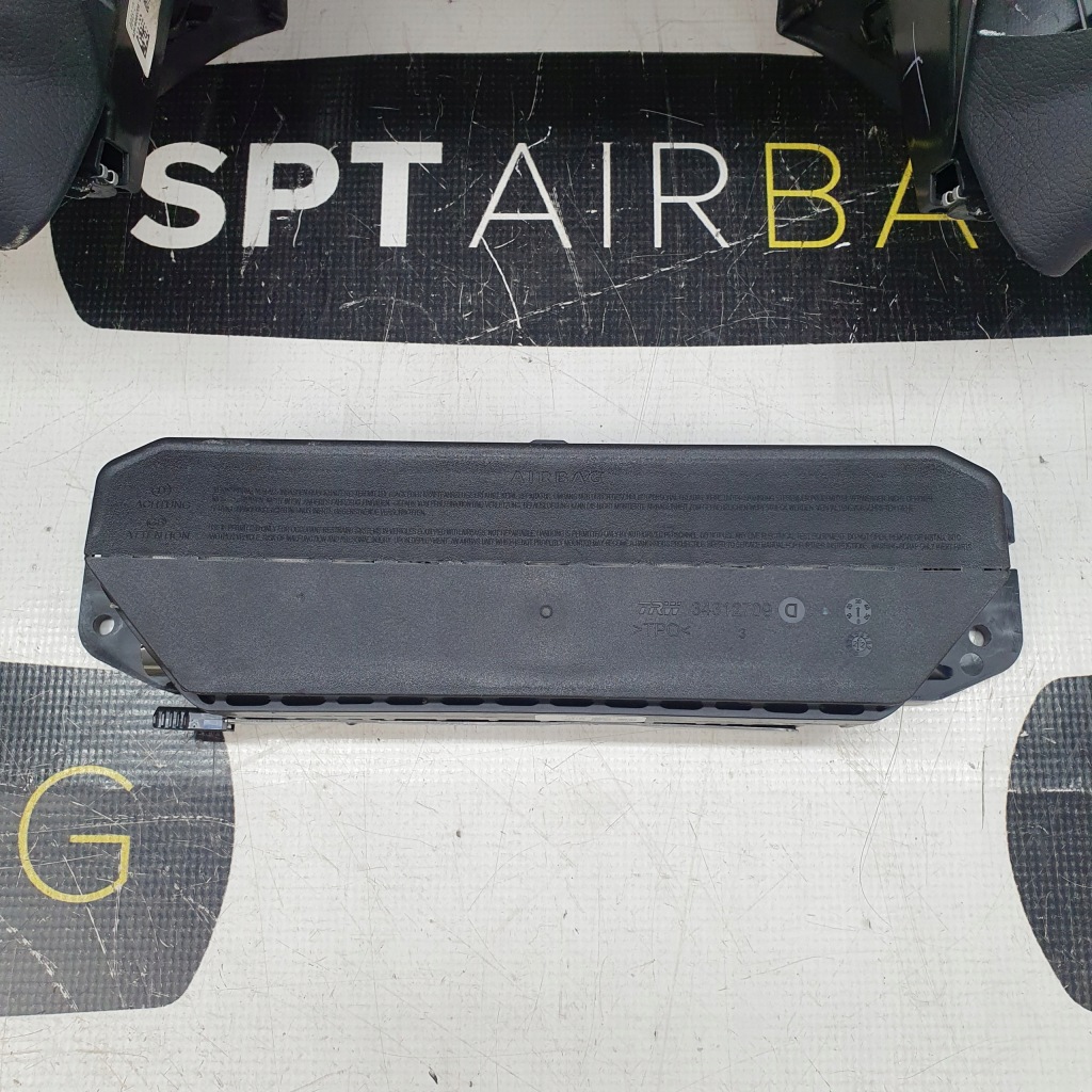 фото №8, Eqs панель приладів панель  подушки безпеки ремені подушка безпеки stare повернення