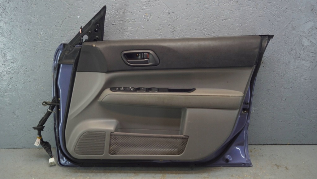 фото №16, Subaru forester ii дверь правый перед d1606 8e