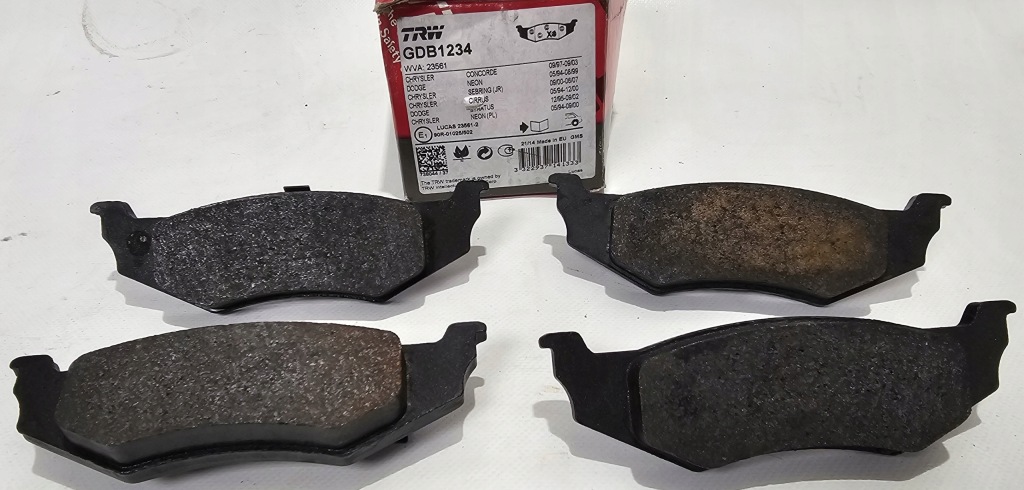 Купить Новая  тормозные колодки тормозные chrysler / dodge / plymouth - gdb1234