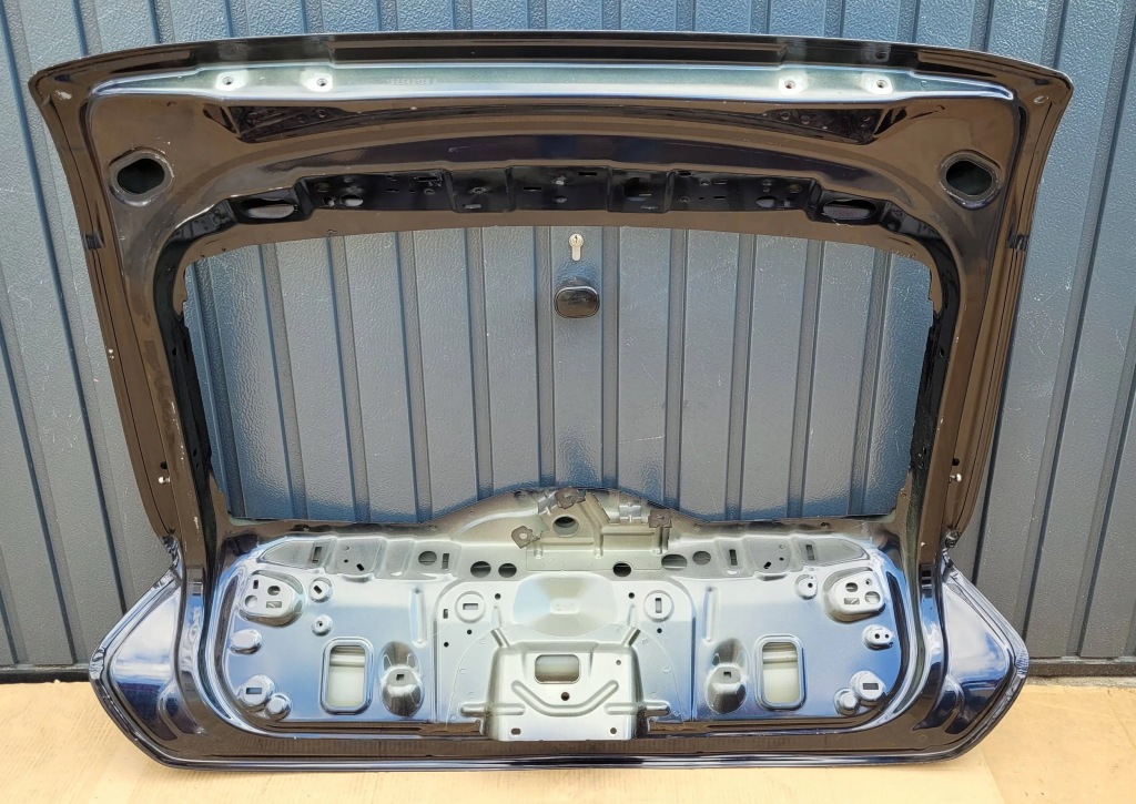 Volvo v40 12- крышка багажника багажника задняя задняя fv Киев