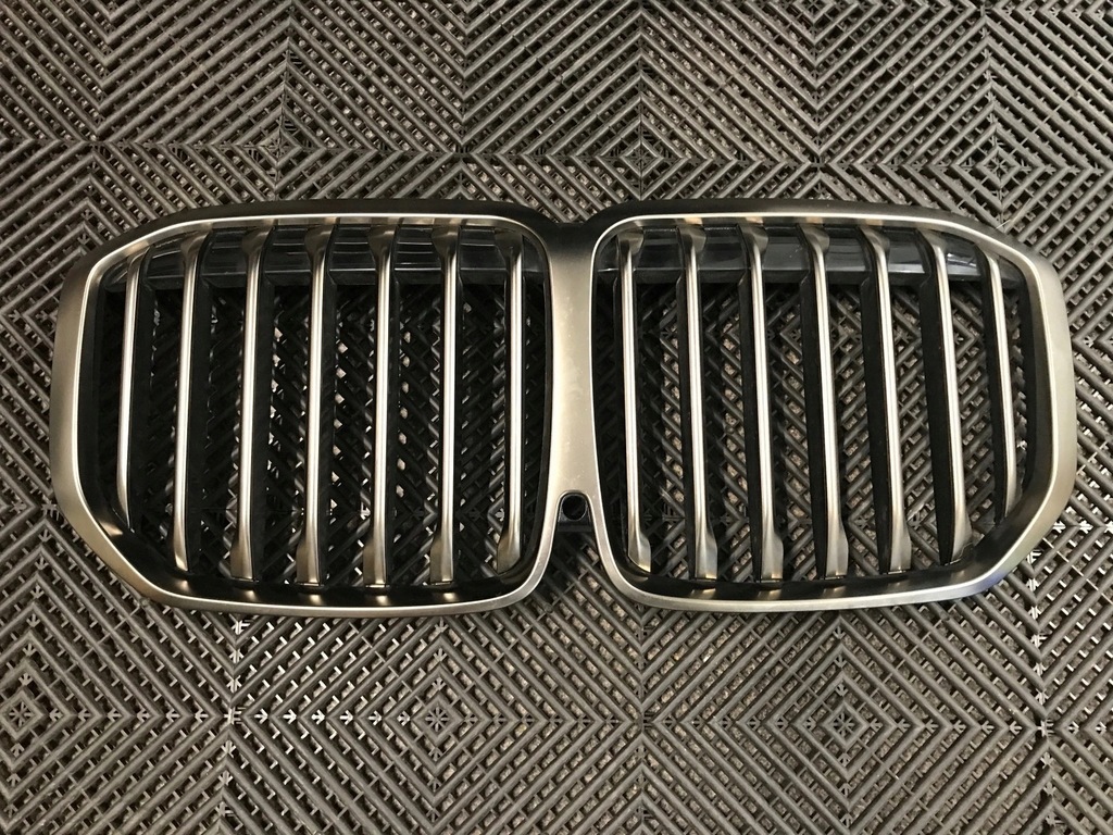 фото №1, Решётка радиатора решётка радиатора bmw x7 g07 2018-