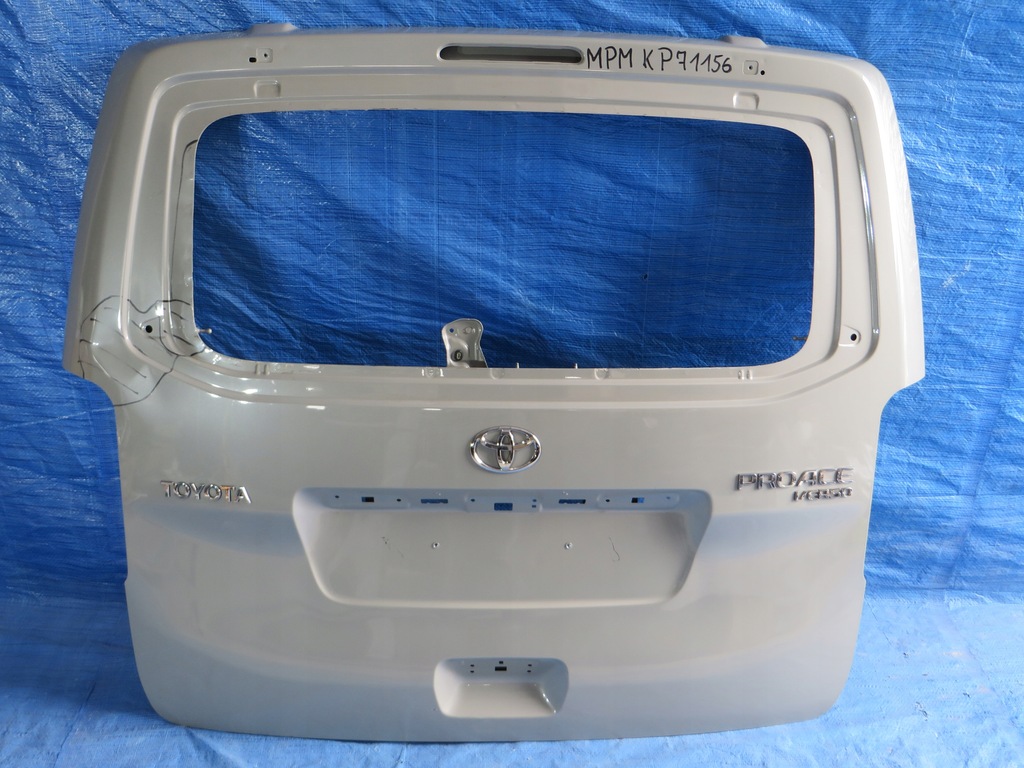 фото №2, Toyota proace verso jumpy expert кришка багажника задня