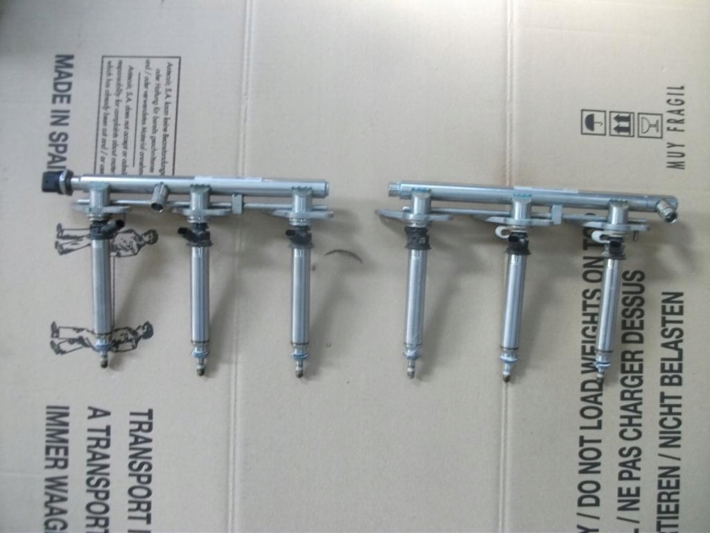 фото №8, Mercedes e w212 w207 молдинг впрыскная правая левая