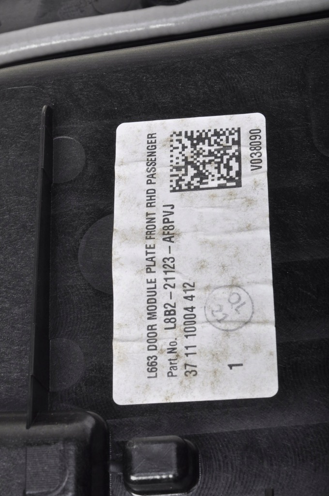 фото №10, Land rover defender l663 обшивка дверь левый перед