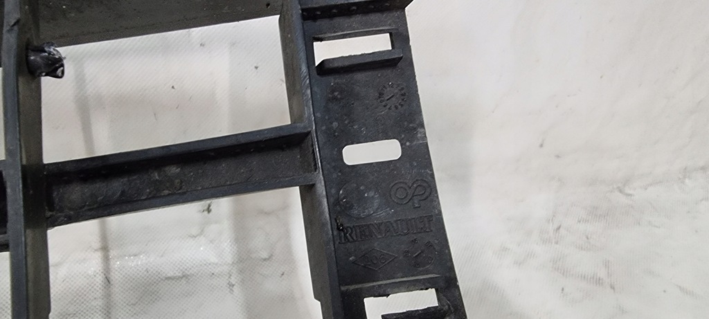 фото №5, Решітка середня бампера renault espace iv lift