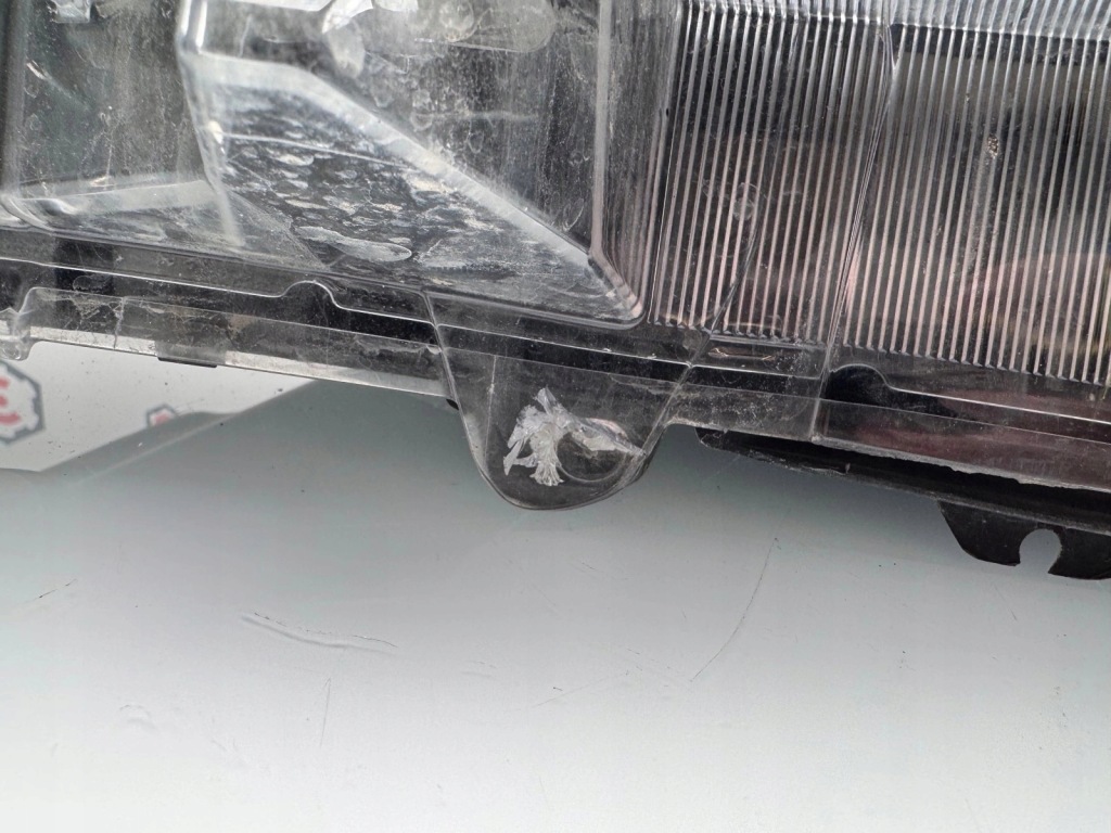 фото №3, Лампа левая перед toyota hilux viii lift full led