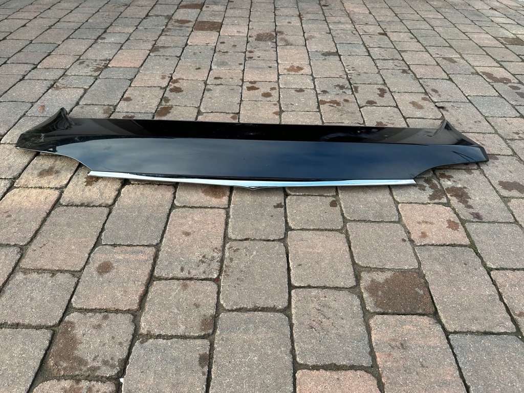 фото №1, Maserati levante накладка крышки задняя