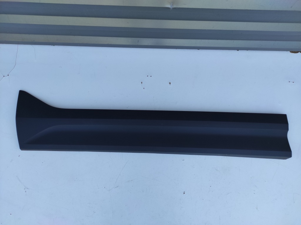 фото №1, Молдинг дверь накладка левый перед volvo xc40 31448316